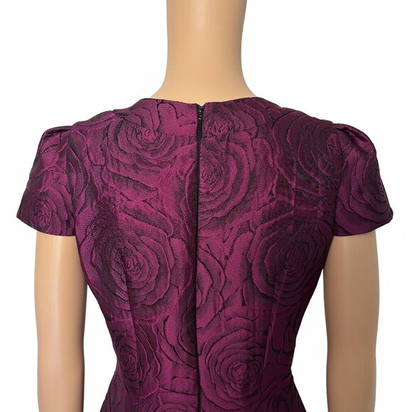 Carmen Marc Valvo Plum Jacquard Sheath Dress - Size 6 - Picture 2 of 4